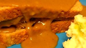 100 G Pork Sandwich with Gravy