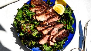 100 G Pork Shoulder Steaks (Boston Blade, Lean Only, Cooked, Broiled)