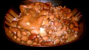 100 G Puerto Rican Style Stewed White Beans with Pig