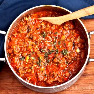 100 G Sausage and Vegetables in Tomato-Based Sauce (Mixture)
