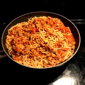 100 G Spaghetti with Red Clam Sauce