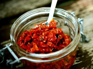 100 G Sun-Dried Tomatoes (In Oil, Drained)
