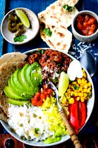 100 G Taco Salad with Chili Con Carne