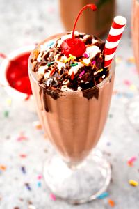 100 G Thick Chocolate Milk Shake