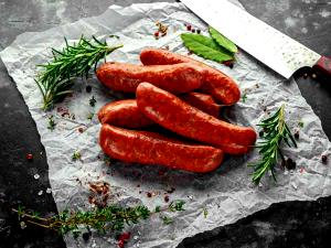 100 Grams Beef Suasage, Fresh, Cooked