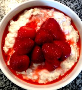 100 Grams Porridge & Skyr