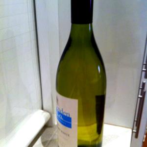 100 Grams Wine, White, Medium