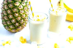 11 1/2 Fl Oz Pineapple Coconut Smoothie