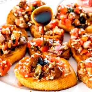 11 pieces (30 g) Bruschetta