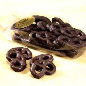 11 pieces Dark Chocolate Pretzels