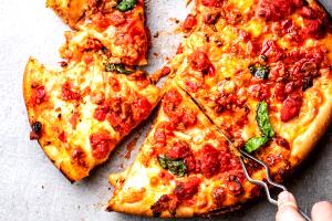 115 Grams Pizza, Half & Half, Cheese/Sausage