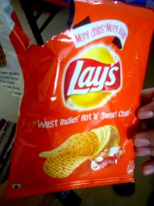 12 crisps (28 g) Wavy Sweet & Spicy Bbq