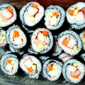 12 Pieces Sushi Cream Cheese Roll W/İmitation Crab