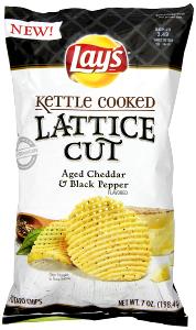 13 chips (28 g) Kettle Cooked Lattice Cut Aged Cheddar & Black Pepper