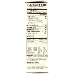 13 crackers (30 g) Black Pepper Crackers