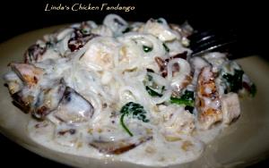 13 oz (371 g) Fandango Salad with Chicken