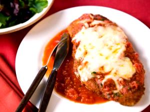 13.13 Oz Chicken Parmigiana