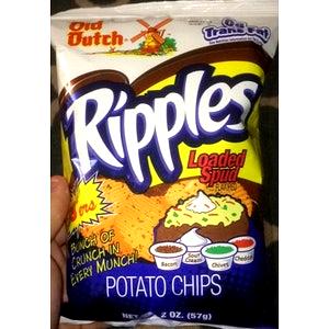 15 chips (1 oz) Ripples Loaded Spud Potato Chips