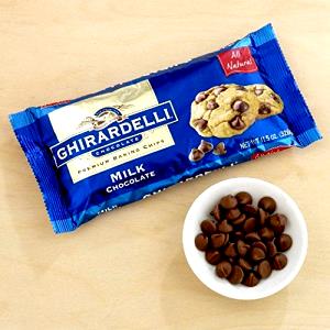 16 chips (15 g) Premium Milk Chocolate Baking Chips