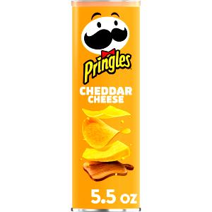 16 crisps Cheez Ummms Cheddar & Sour Cream Potato Crisps