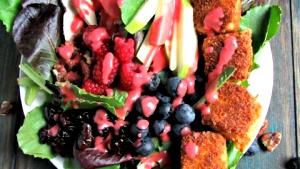 2 1/2 cups (100 g) Michigan Harvest Salad