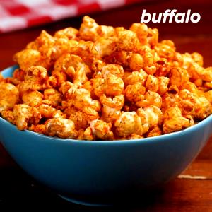 2 1/2 cups (28 g) Hot Buffalo Popcorn