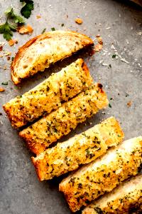 2 1/2 Slices Garlic Bread, Parmesan, Crusty