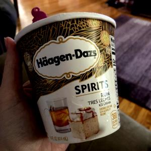 2/3 cup (137 g) Spirits Rum Tres Leches Ice Cream