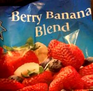 2/3 cup (139 g) Berry Banana Blend