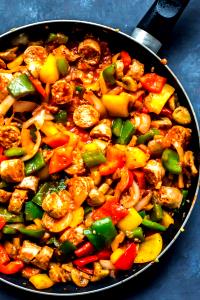 2/3 cup (5.4 oz) Sausage, Peppers & Onions