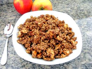 2/3 cup (55 g) Low Fat Apple Cinnamon Granola
