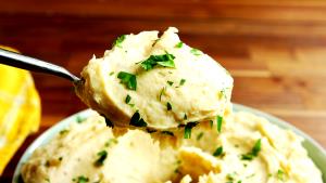 2/3 cup prepared (46 g) Roasted Garlic Mashed Potatoes