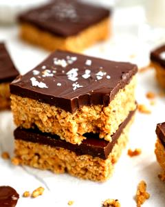 2 Bars Chocolate Peanut Crunch Bar