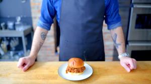 2 buns (127 g) Side Shots - Sloppy Joe