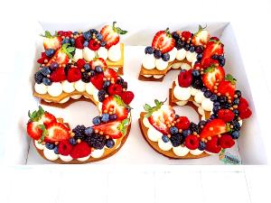 2 cakes Miami Cakes