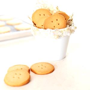 2 cookies (2 g) Shortbread Button Cookies