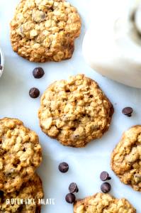 2 cookies (28 g) Gluten Free Chocolate Chip Oatmeal Cookies