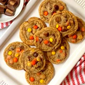 2 Cookies Peanut Butter Cookie With Reese