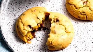 2 Cookies Southern Kitchen, Chocolate Chip Cookie