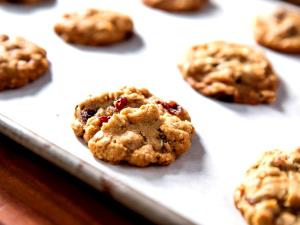 2 Cookies Southern Kitchen, Oatmeal Cookie