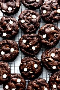 2 cookies White Chocolate Chip Mini Cookies