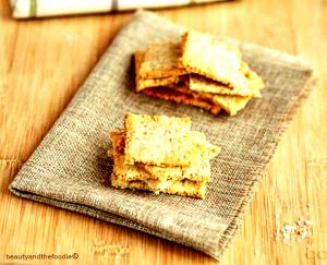 2 Crackers Sesame Cracker, Low Carb