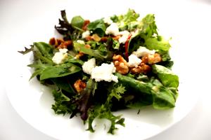 2 cups (3 oz) Herb Salad
