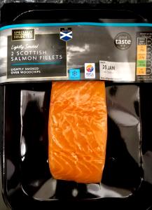 2 oz (56 g) Scottish Salmon