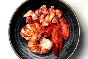 2 oz (57 g) Maine Lobster Meat