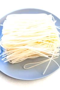 2 Oz Rice Noodles, Thin, Dry