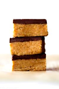 2 pieces (13 g) Peanut Butter Bars