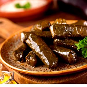 2 pieces (60 g) Dolmas