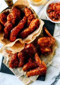 2 pieces (80 g) Bone Out Wings - Spicy Asian Wings