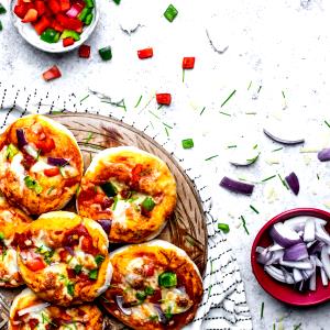 2 pieces (99 g) Mini Stuffed Pizza Slices